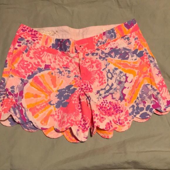 Lilly Pulitzer Buttercup Shorts - Picture 1 of 3
